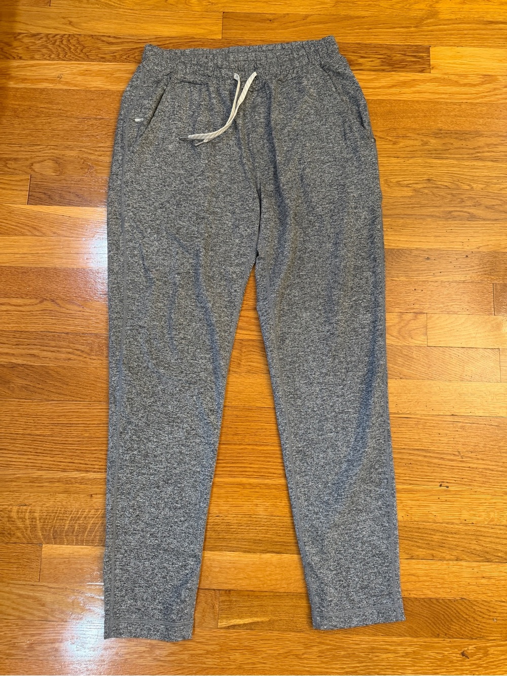 Vuori Ponto Performance Pant 30" in Heather Grey - Size Medium